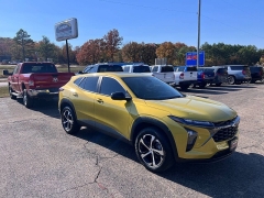 Used 2024  Chevrolet Trax FWD 4dr 1RS at Leadbelt Auto Sales near Farmington, MO
