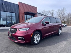 Used 2023  Chrysler Pacifica Touring L FWD at Leadbelt Auto Sales near Leadington&comma; MO
