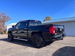 Used 2018  Chevrolet Silverado 1500 4WD Crew Cab 143&period;5" High Country at Leadbelt Auto Sales near Leadington&comma; MO