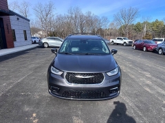 Used 2022  Chrysler Pacifica Touring L FWD at Leadbelt Auto Sales near Leadington&comma; MO