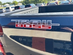Used 2022  Chevrolet Silverado 1500 LTD 4WD Crew Cab 147" LT Trail Boss at Leadbelt Auto Sales near Leadington&comma; MO