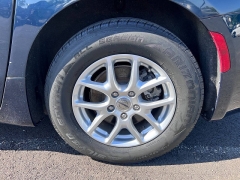 Used 2023  Chrysler Pacifica Touring L FWD at Leadbelt Auto Sales near Leadington&comma; MO