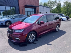 Used 2021  Chrysler Pacifica Touring L FWD at Leadbelt Auto Sales near Leadington&comma; MO