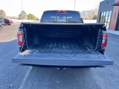 Used 2018  GMC Sierra 1500 4WD Crew Cab 143&period;5" SLT at Leadbelt Auto Sales near Leadington&comma; MO