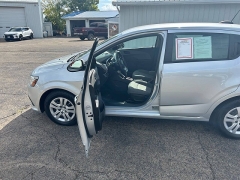 Used 2020  Chevrolet Sonic 4d Hatchback LT w/1FL at Leadbelt Auto Sales near Farmington, MO