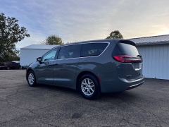 Used 2023  Chrysler Pacifica Touring L FWD at Leadbelt Auto Sales near Farmington, MO