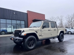 Used 2022  Jeep Gladiator Willys 4x4 at Leadbelt Auto Sales near Leadington&comma; MO