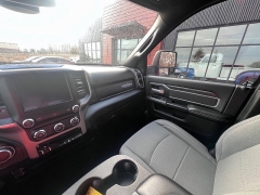 Used 2024  Ram 2500 Big Horn 4x4 Crew Cab 6'4" Box at Leadbelt Auto Sales near Leadington&comma; MO