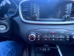 Used 2020  Kia Sorento 4d SUV FWD LX I4 at Leadbelt Auto Sales near Leadington&comma; MO