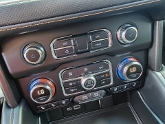 Used 2022 GMC Yukon XL 4WD 4dr AT4 at Leadbelt Auto Sales near Farmington, MO