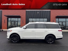 Used 2023  Lincoln Navigator Reserve 4x4 at Leadbelt Auto Sales near Leadington&comma; MO