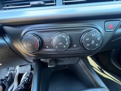 Used 2024  Chevrolet Trax FWD 4dr 1RS at Leadbelt Auto Sales near Farmington, MO