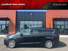  2023 Chrysler Pacifica Touring L FWD at Leadbelt Auto Sales near Leadington&comma; MO