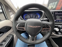 Used 2024  Chrysler Pacifica Touring L FWD at Leadbelt Auto Sales near Leadington&comma; MO