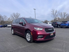 Used 2023  Chrysler Pacifica Touring L FWD at Leadbelt Auto Sales near Leadington&comma; MO