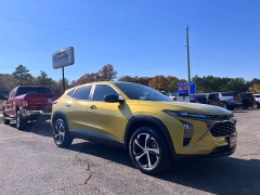 Used 2024  Chevrolet Trax FWD 4dr 1RS at Leadbelt Auto Sales near Farmington, MO