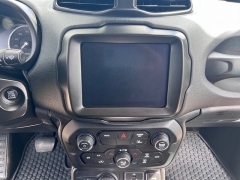 Used 2022  Jeep Renegade Latitude 4x4 at Leadbelt Auto Sales near Farmington, MO