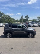 Used 2022  Jeep Renegade Latitude 4x4 at Leadbelt Auto Sales near Leadington&comma; MO