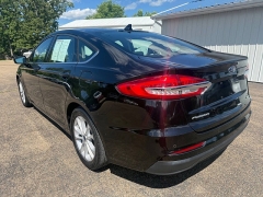 Used 2020  Ford Fusion 4d Sedan FWD SE 1.5L EcoBoost at Leadbelt Auto Sales near Farmington, MO