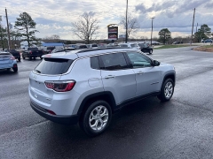 Used 2024  Jeep Compass Latitude 4x4 at Leadbelt Auto Sales near Leadington&comma; MO