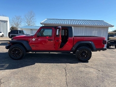 Used 2020 Jeep Gladiator Sport S 4x4 at Leadbelt Auto Sales near Farmington, MO