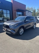 Used 2021  Toyota Highlander FWD &lpar;Natl&rpar; at Leadbelt Auto Sales near Leadington&comma; MO