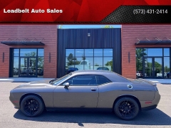 Used 2020  Dodge Challenger 2d Coupe RWD SXT at Leadbelt Auto Sales near Leadington&comma; MO
