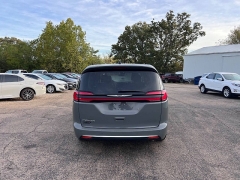 Used 2023  Chrysler Pacifica Touring L FWD at Leadbelt Auto Sales near Farmington, MO