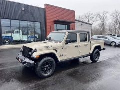 Used 2022  Jeep Gladiator Willys 4x4 at Leadbelt Auto Sales near Leadington&comma; MO
