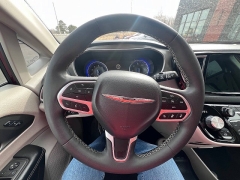 Used 2023  Chrysler Pacifica Touring L FWD at Leadbelt Auto Sales near Leadington&comma; MO