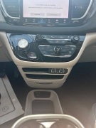 Used 2023  Chrysler Pacifica Touring L FWD at Leadbelt Auto Sales near Leadington&comma; MO