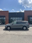 Used 2022  Chrysler Pacifica Touring L FWD at Leadbelt Auto Sales near Leadington&comma; MO