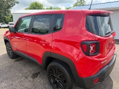 Used 2020 Jeep Renegade Jeepster 4x4 at Leadbelt Auto Sales near Farmington, MO