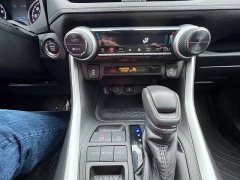 Used 2021  Toyota RAV4 XLE FWD &lpar;Natl&rpar; at Leadbelt Auto Sales near Leadington&comma; MO