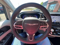 Used 2023  Chrysler Pacifica Touring L FWD at Leadbelt Auto Sales near Leadington&comma; MO