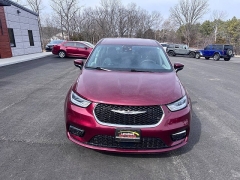 Used 2023  Chrysler Pacifica Touring L FWD at Leadbelt Auto Sales near Leadington&comma; MO