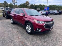 Used 2021  Chevrolet Traverse FWD 4dr LT Cloth w/1LT at Leadbelt Auto Sales near Farmington, MO