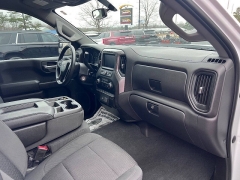 Used 2020  Chevrolet Silverado 1500 4WD Crew Cab Custom Trail Boss at Leadbelt Auto Sales near Leadington&comma; MO