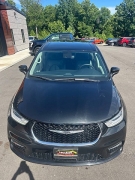 Used 2023  Chrysler Pacifica Touring L FWD at Leadbelt Auto Sales near Leadington&comma; MO