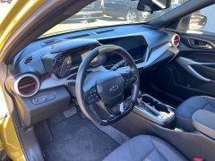 Used 2024  Chevrolet Trax FWD 4dr 1RS at Leadbelt Auto Sales near Farmington, MO