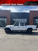 Used 2022  Jeep Gladiator Altitude 4x4 at Leadbelt Auto Sales near Leadington&comma; MO