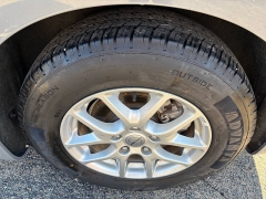 Used 2022 Chrysler Pacifica Touring L FWD at Leadbelt Auto Sales near Farmington, MO