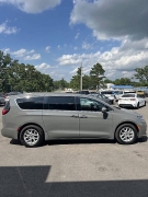 Used 2022  Chrysler Pacifica Touring L FWD at Leadbelt Auto Sales near Leadington&comma; MO