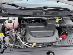 Used 2024  Chrysler Pacifica Touring L FWD at Leadbelt Auto Sales near Leadington&comma; MO