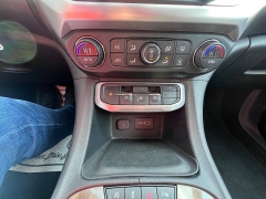 Used 2021  GMC Acadia FWD 4dr SLE at Leadbelt Auto Sales near Leadington&comma; MO