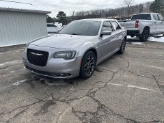 Used 2018 Chrysler 300 4d Sedan AWD S at Leadbelt Auto Sales near Farmington, MO
