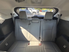 Used 2021  Toyota Highlander FWD &lpar;Natl&rpar; at Leadbelt Auto Sales near Leadington&comma; MO