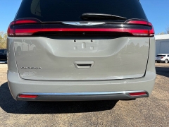 Used 2022 Chrysler Pacifica Touring L FWD at Leadbelt Auto Sales near Farmington, MO