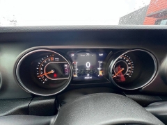 Used 2022  Jeep Gladiator Willys 4x4 at Leadbelt Auto Sales near Leadington&comma; MO