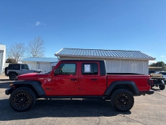Used 2020 Jeep Gladiator Sport S 4x4 at Leadbelt Auto Sales near Farmington, MO